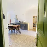 Portico I شقة Castelveccana